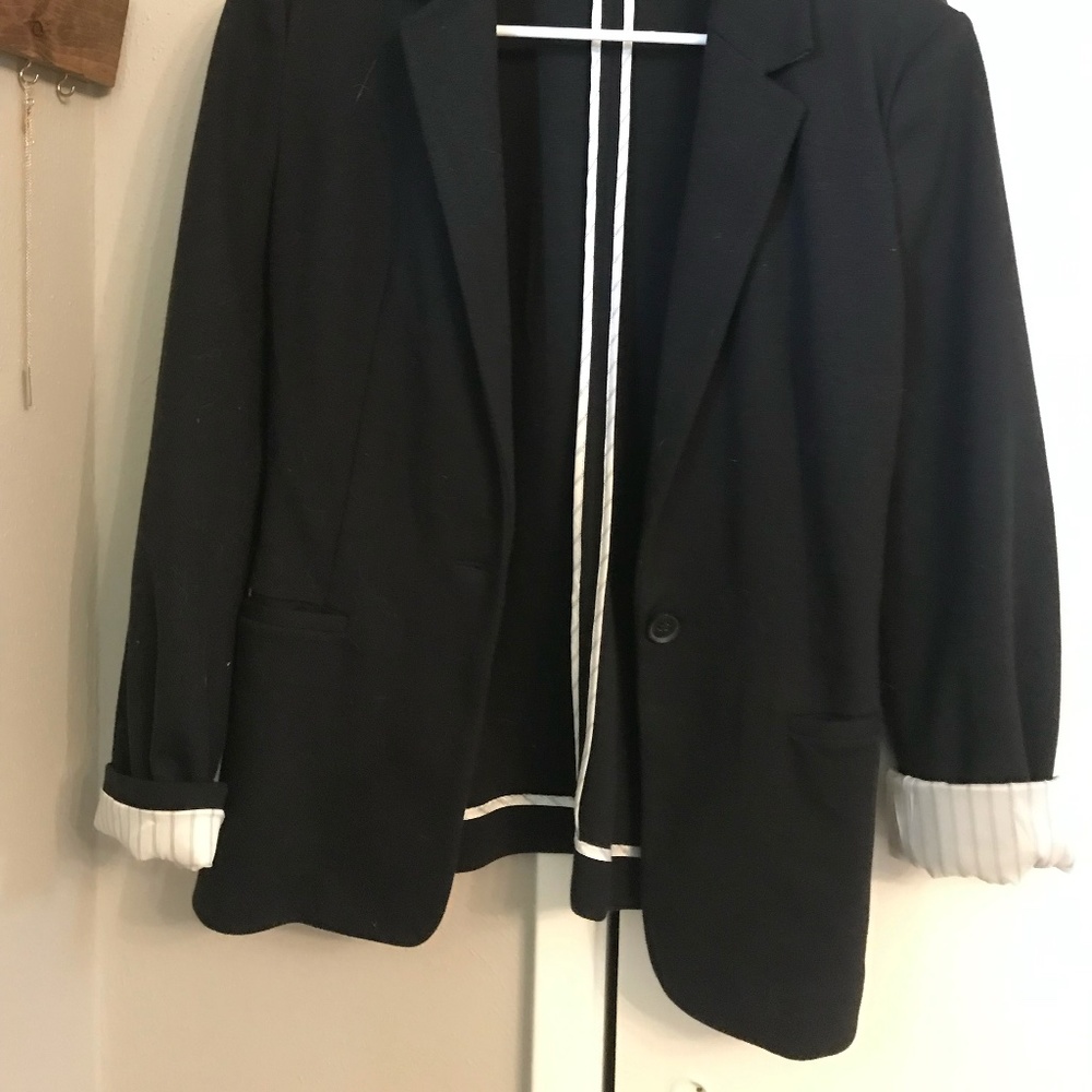 Express Blazer - Picture 2 of 2